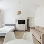 Free Parking I 500 Mbit Wifi I Kingsize Bed