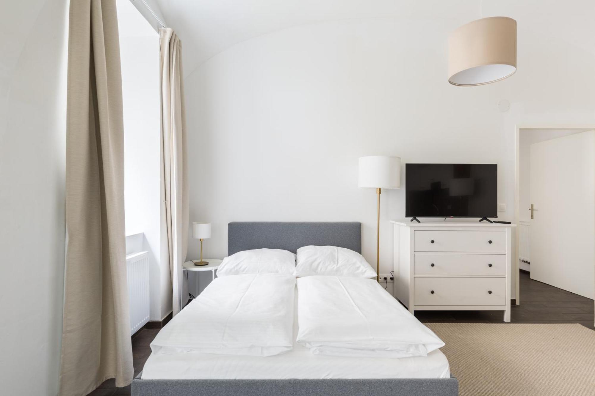 Free Parking I 500 Mbit Wifi I Kingsize Bed *