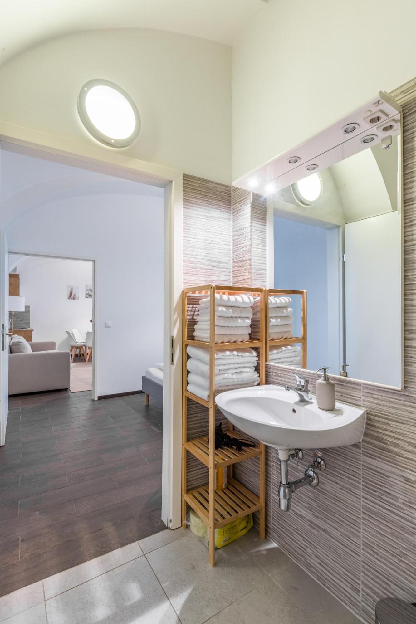 Apartment Free Parking I 500 Mbit Wifi I Kingsize Bed Wien